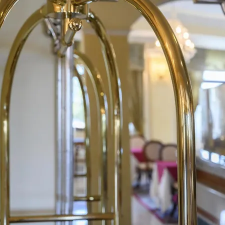 호텔 Hotiday Porto 4*