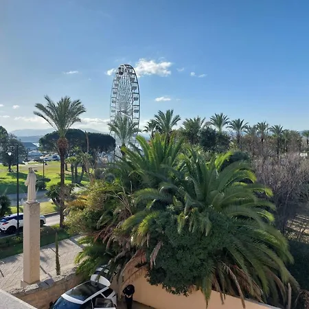 Hotiday Porto 호텔 4*