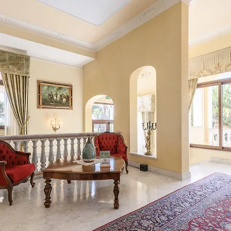 Hotiday Porto 4* 올비아